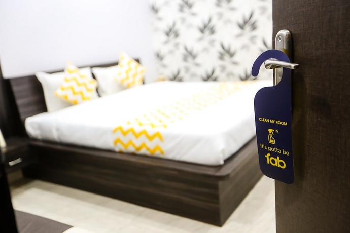 Imagen de la habitación del Hotel Bharat Regency. Foto 9