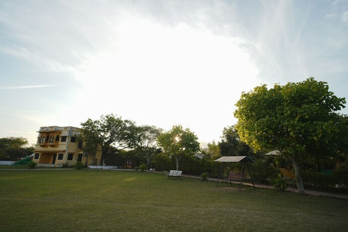 Imagen general del Hotel Bharat lake View Resort. Foto 13