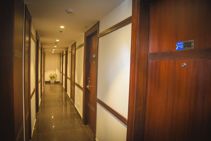 Imagen de los interiores del Hotel Bharawan Clarks Inn Express. Foto 14