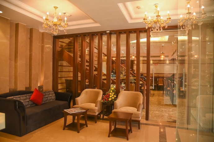Imagen de los interiores del Hotel Bharawan Clarks Inn Express. Foto 19