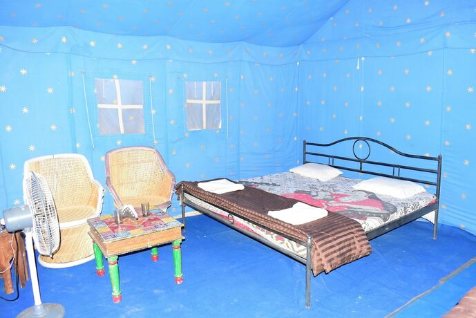 Imagen de la habitación del Hotel Bhati Desert camp Sam, JAISALMER. Foto 17