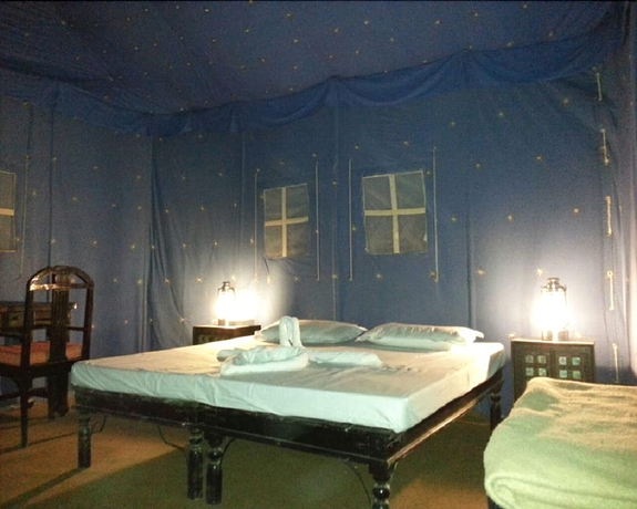 Imagen de la habitación del Hotel Bhawana Camp and Resorts. Foto 4