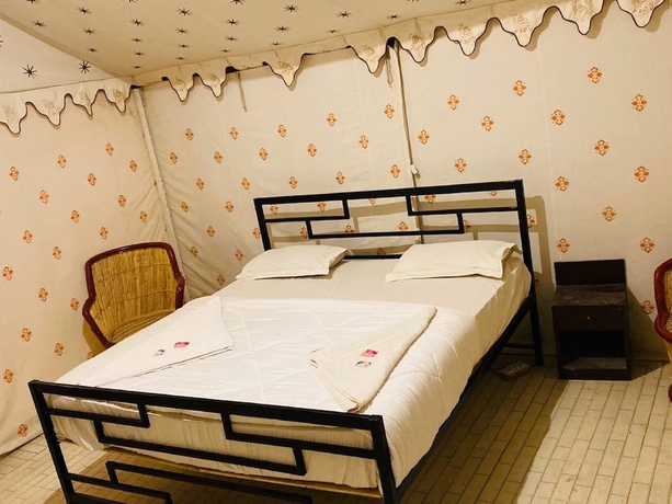 Imagen de la habitación del Hotel Bhawana Camp and Resorts. Foto 7