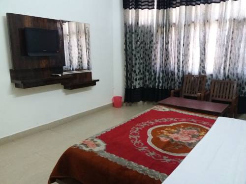 Imagen de la habitación del Hotel Bhawani International. Foto 3