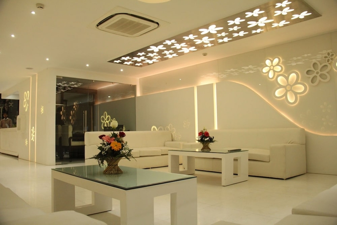 Imagen de los interiores del Hotel Bhawna Clarks Inn - Agra. Foto 13
