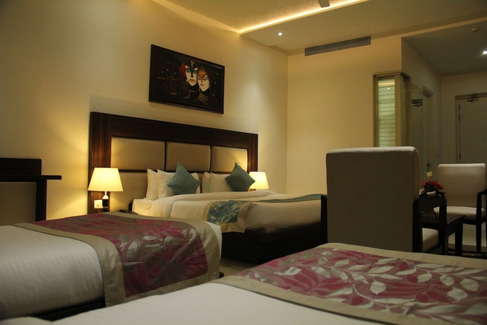 Imagen de la habitación del Hotel Bhawna Clarks Inn - Agra. Foto 8