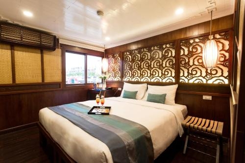 Imagen de la habitación del Hotel Bhaya Halong Cruises. Foto 7