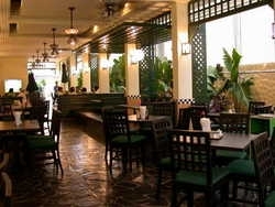 Imagen del bar/restaurante del Hotel Bhiman Inn. Foto 15