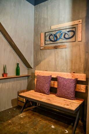 Imagen general del Hotel Bhive Hotel. Foto 3