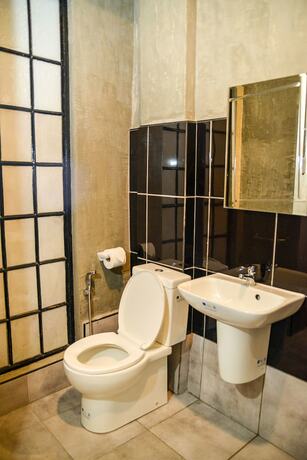 Imagen general del Hotel Bhive Hotel. Foto 12