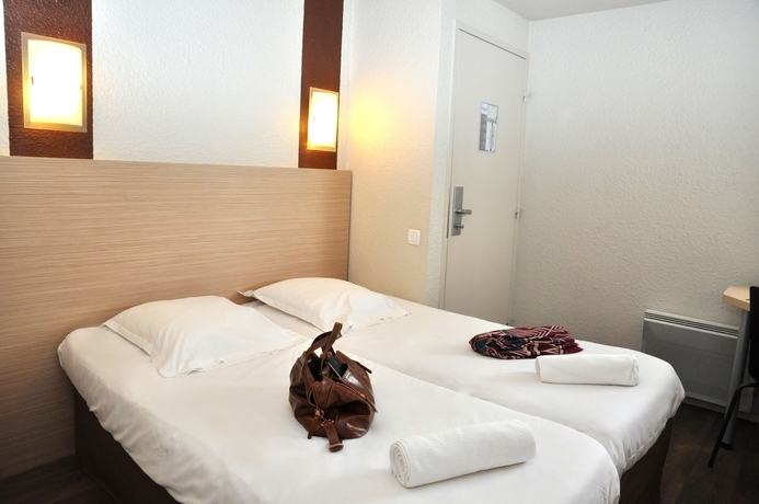 Imagen de la habitación del Hotel Bhôtel De Caen. Foto 7