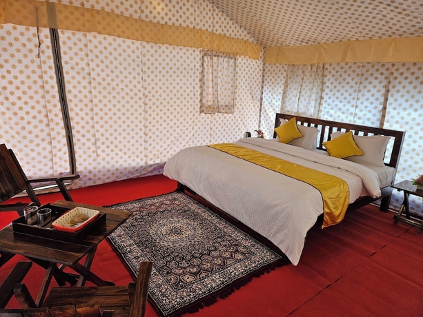 Imagen de la habitación del Hotel Bhoj Luxury Tent. Foto 12