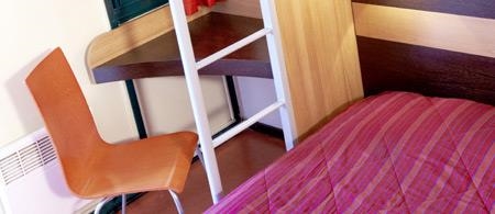 Imagen de la habitación del Hotel Bhoma Troyes. Foto 5