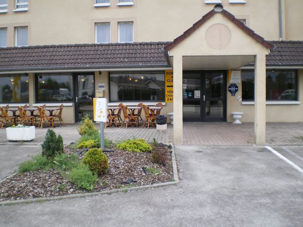 Imagen de los exteriores del Hotel Bhoma Troyes. Foto 14