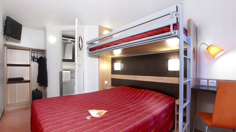 Imagen de la habitación del Hotel Bhoma Troyes. Foto 7