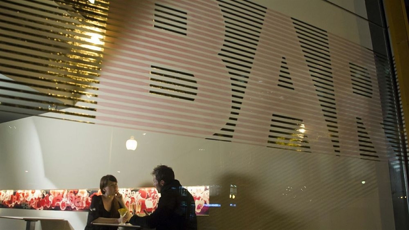 Imagen del bar/restaurante del Hotel B-hotel. Foto 3