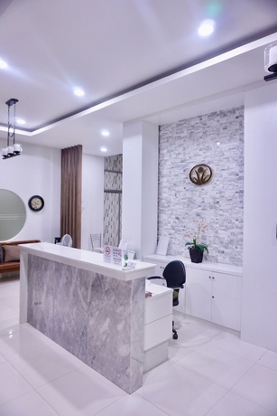Imagen de los interiores del Hotel Bhundaree Richy. Foto 18