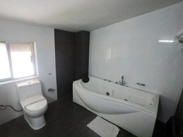 Imagen general del Hotel Bhutan Residence. Foto 8