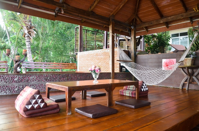 Imagen de los interiores del Hotel Bhuvarin Resort. Foto 19