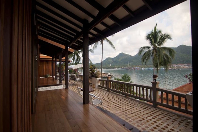 Imagen de la habitación del Hotel Bhuvarin Resort. Foto 15