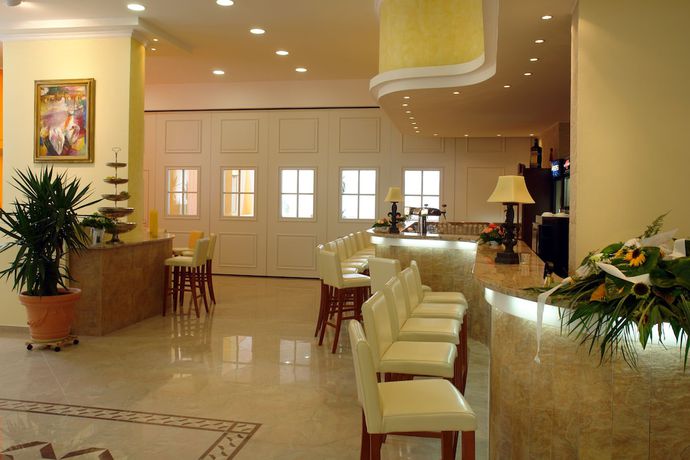 Imagen de los interiores del Hotel B&iacute;l&aacute; Růže. Foto 18