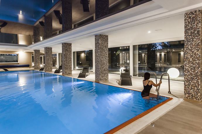 Imagen de la piscina del Hotel Biafora Resort and Spa. Foto 17