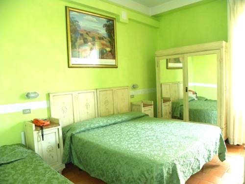 Imagen de la habitación del Hotel Biagiotti. Foto 11