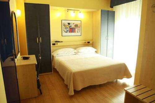 Imagen de la habitación del Hotel Bianca Vela. Foto 4