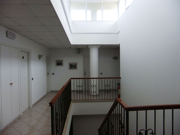 Imagen de los interiores del Hotel Biancamaria. Foto 15