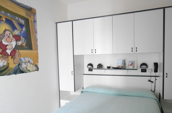 Imagen de la habitación del Hotel Biancaneve, Marotta. Foto 5