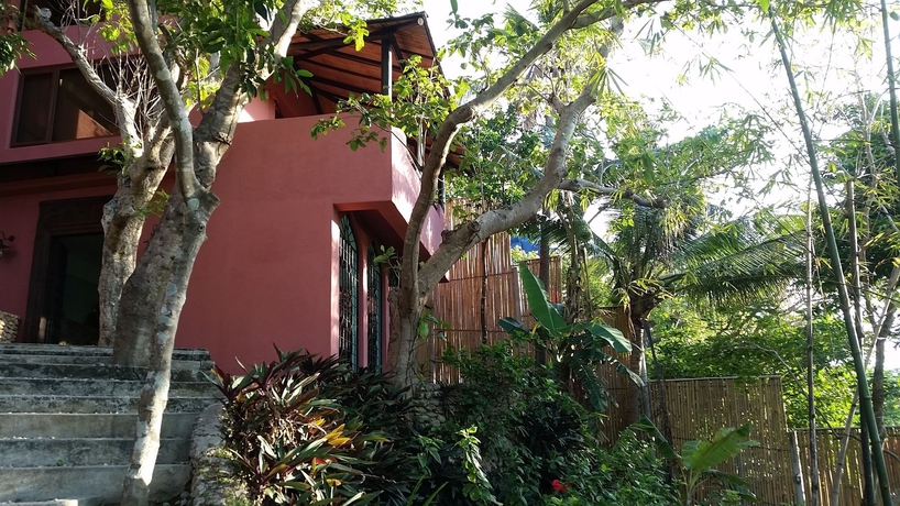 Imagen de los exteriores del Hotel Biancas Garden Boracay. Foto 14