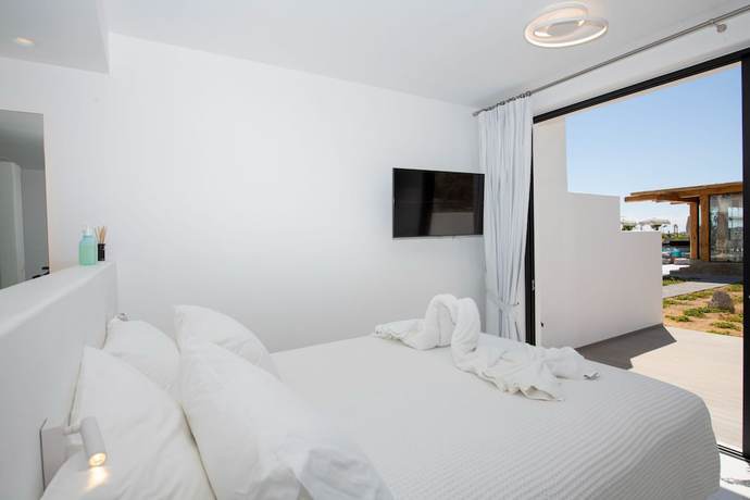 Imagen de la habitación del Hotel Bianco a Nero Mykonos. Foto 11