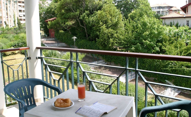 Imagen de la habitación del Hotel Biarritz Océan Résidence. Foto 10