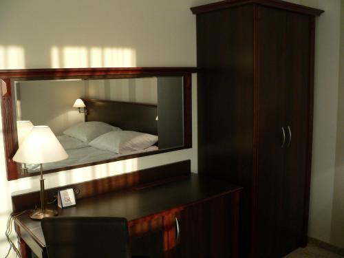 Imagen de la habitación del Hotel Biały Dw&oacute;r. Foto 9