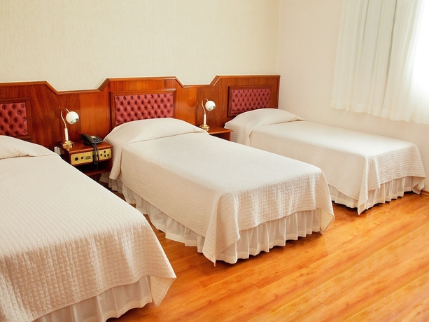 Imagen de la habitación del Hotel Biazi Plaza. Foto 3