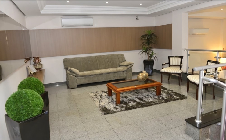 Imagen de los interiores del Hotel Biazi Plaza. Foto 18