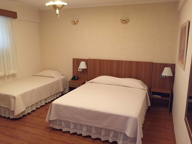 Imagen de la habitación del Hotel Biazi Plaza. Foto 13