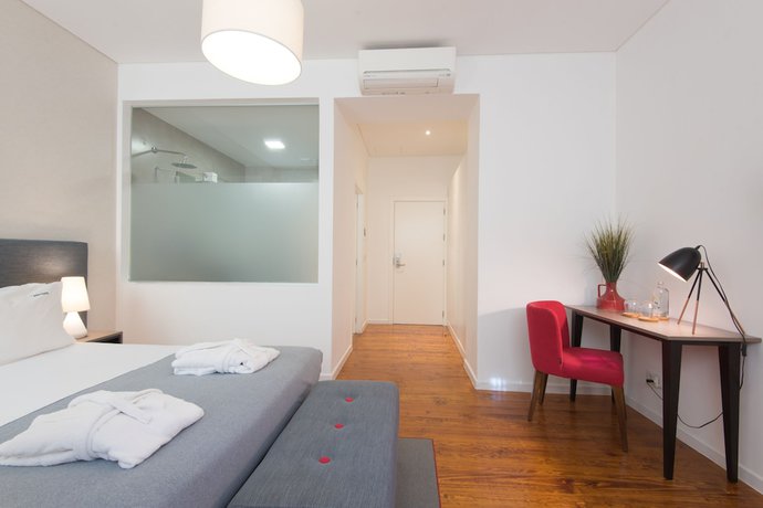 Imagen de la habitación del Hotel Bica Flh Suites. Foto 4