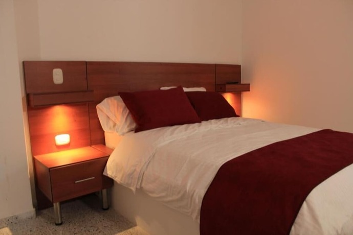 Imagen de la habitación del Hotel Bicentenario. Foto 15