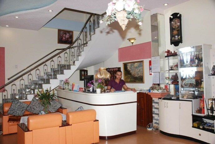 Imagen de los interiores del Hotel Bich Khue. Foto 33