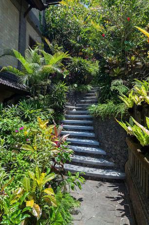 Imagen de los exteriores del Hotel Bidadari Private Villas and Retreat. Foto 8