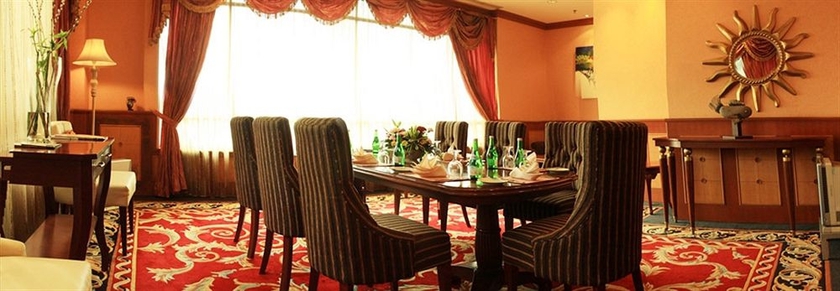 Imagen del bar/restaurante del Hotel Bidakara Grand Pancoran Jakarta. Foto 3