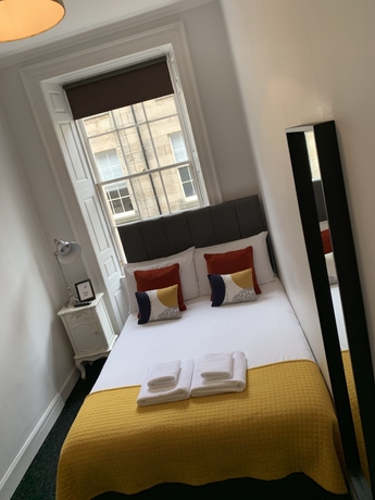 Imagen de la habitación del Hotel Bide Collective. Foto 2