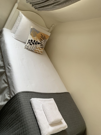 Imagen de la habitación del Hotel Bide Collective. Foto 9