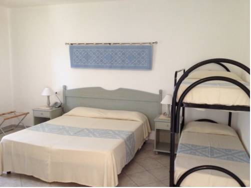 Imagen de la habitación del Hotel Biderrosa. Foto 5