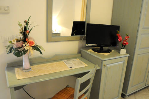Imagen de la habitación del Hotel Biderrosa. Foto 8