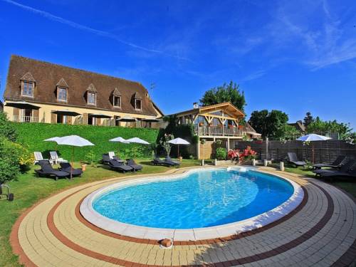 Imagen de la habitación del Hotel Bien-&Ecirc;tre Aux Cypr&egrave;s de Marquay. Foto 2