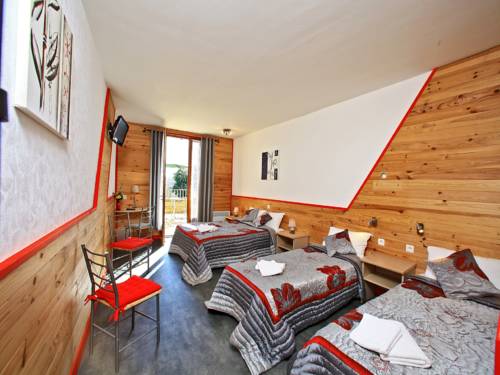 Imagen de la habitación del Hotel Bien-&Ecirc;tre Aux Cypr&egrave;s de Marquay. Foto 6