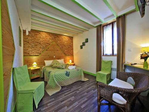 Imagen de la habitación del Hotel Bien-&Ecirc;tre Aux Cypr&egrave;s de Marquay. Foto 14