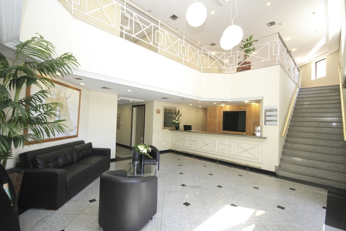 Imagen de los interiores del Hotel Bienal Su&iacute;tes Ibirapuera. Foto 15
